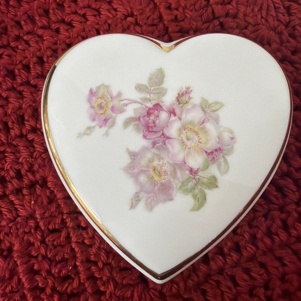 Gerold Porzellan Heart Trinket Box Porcelain Bavaria Western Germany Valentines